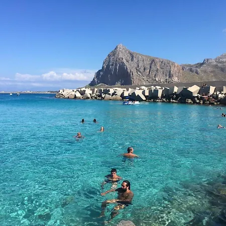 Casa Al Mare Sole E Relax *